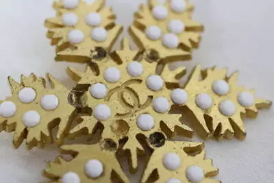 CHANEL Brooch Snowflake Gold Plated Metal CC Logo White Beads 01A Authentic • $506.75