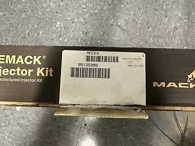 Mack 85135080 Kit E7 Nozzles • $375