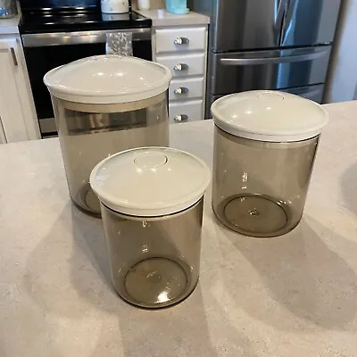 Foodsaver Snail Smoke Gray Press And Seal Containers • $34.99