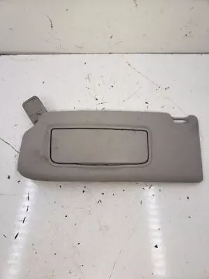 Driver Sun Visor Illuminated Fits 07-11 VOLVO 50 SERIES 885850 • $45