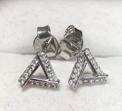 18K Solid White Gold Triangle Stud Earrings Cubic Zirconia Women Kids 1.5g Italy • £152.34