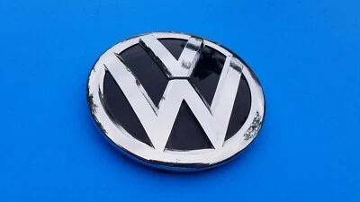 $40 • Buy 15 16 17 18 19 20 21 Vw Jetta Front Grille Emblem Logo Badge Symbol Used Oem A23