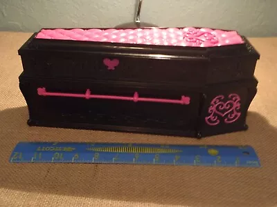 Original Monster High Draculaura Dead Tired Coffin Bed Jewelry Box Playset • $32.99