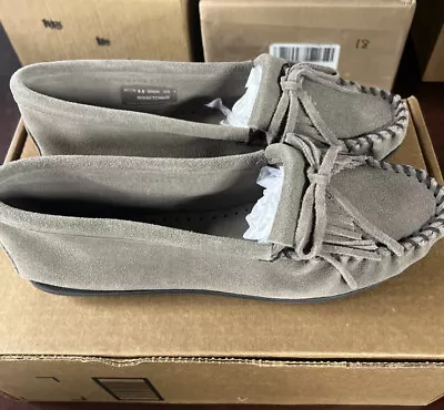 ❤️Minnetonka Women’s Kilty Grey Suede Shoes Size 9.5 M NEW • $69
