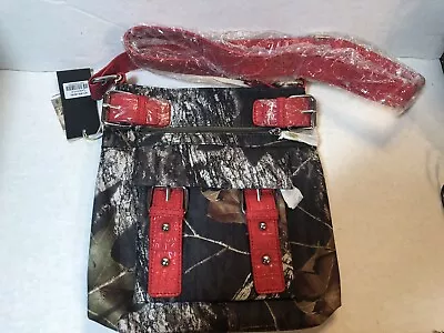 NWT Mossy Oak Emperia Outfitters Crossbody Bag Camouflage With Red Accents • $38.99