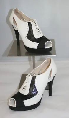 L.A.M.B. Gwen Stefani Vero Cuoio Black & White Lace-Up Heels Shoes | Sz: 8.5M • $144.77