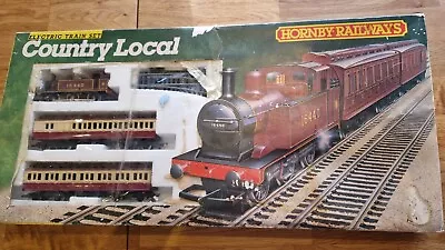 00 Gauge Country Local Hornby Train Set. R.671 Starter Kit • £36