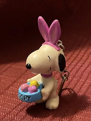 AWESOME Vintage Snoopy WITH A DOG BOWL Of EASTER EGGS Key Chain Ring  • $16