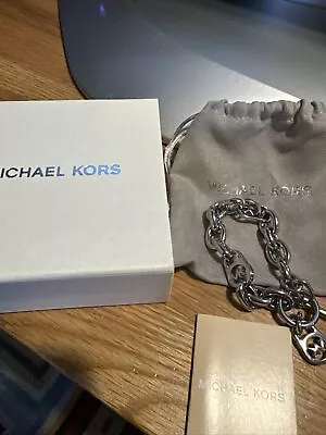 Michael Kors Bracelet • £35