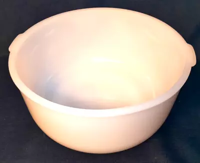Vintage Glasbake  Made For Sunbeam  19CJ 9.5  White Milk Glass Mixer Mixing Bowl • $28.90