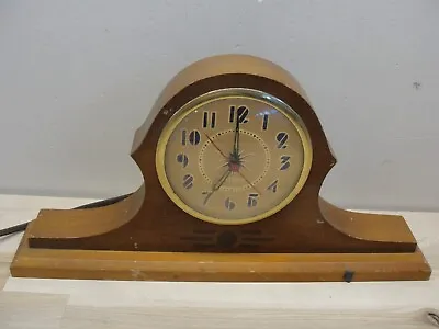 Vintage Gilbert Art Deco Mantle Shelf Clock • $25.29