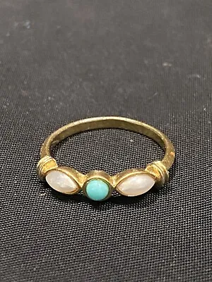 Vintage Gold Tone Faux Pearl & Turquoise Ring Avon Size 7 • $14.99