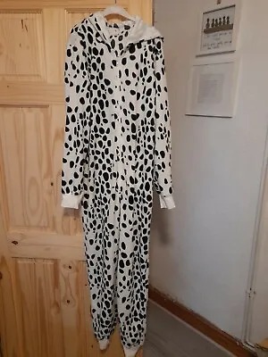 NEW LOOK COW LOUNGESUIT Size  M • £9.50