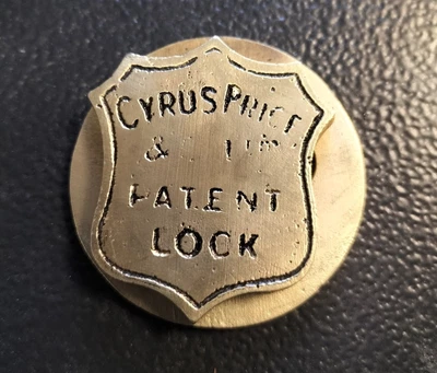 £15 • Buy Antique Safe Plaque