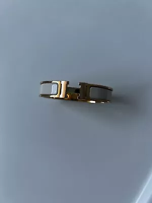 Hermes Clic H Bracelet White/Gold • $100.60