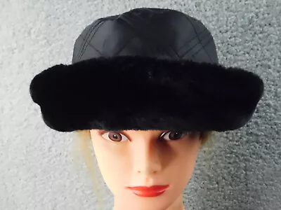 VINTAGE BETMAR NEW YORK Women's Cloche Hat Black Faux Fur Quilted Top  S/M • $12.95