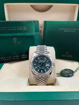 $15995 • Buy Rolex Date Just 41mm Fluted Green Motif Dial Jubilee Bracelet 126334 Unworn 2022