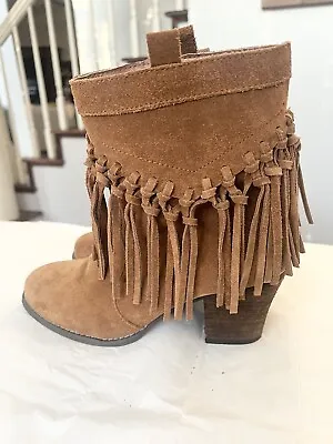 Sbricca Tan Suede Leather Vintage Collections Tassle Ankle Heel Boots Size 8 • $23.20