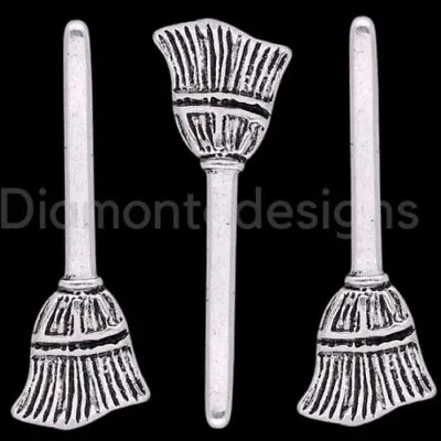 £2.59 • Buy 15 Pcs 27mm Tibetan Silver Witches Broom Stick Halloween Charms Witch C284