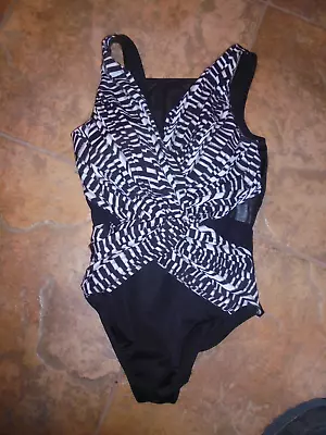 Miraclesuit Black Love Knot Slimming One Piece Swimsuit Miracle Suit Size 12 • £26.60