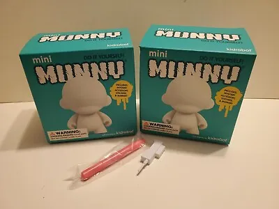 2 MUNNY Mini DIY Figures MIP MUNNY World 4  White Kidrobot Extra Accessory • $9.99