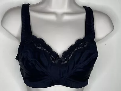 NWT Marie Meili Womens 34 DD Solid Black Satin Lace Trim Bow Wireless • £9.64