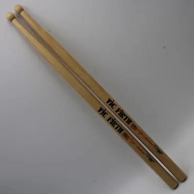 Vic Firth SRH Corpsmaster Signature Ralph Hardimon Marching Drumsticks • $8.99