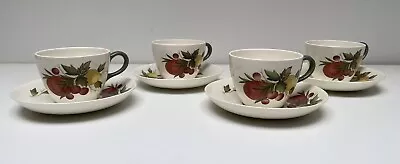 X4 Wedgwood Of Etruria & Barlaston Covent Garden 1960 Tea Cups & Saucers • £45