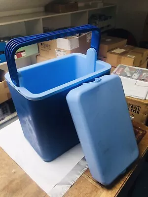 Cooler Box Large BLUE With Carry Handle For Camping Picnic 5 Ice Backs 2 Sizes • £25.81