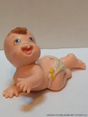 Vintage Galoob Magic Diaper Babies Crawling Baby Tooth PVC Toy Doll Figure 1991 • $9.98