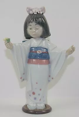 £210.42 • Buy Lladro  Flower Gazer  #6152 Figurine ~ Oriental Girl W/flower ~ Perfect!!! ~