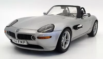 Autoart 1/18 Scale 70511 BMW Z8 Silver 007 James Bond The World Is Not Enough • £259.99