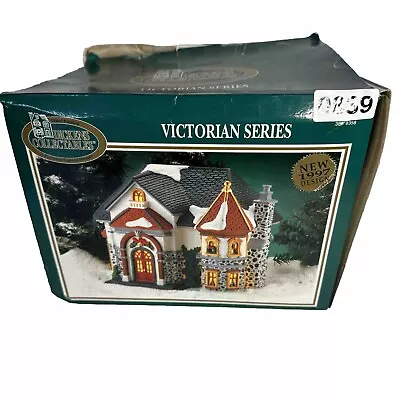 Vintage Dickens Collectables Christmas Victorian Series House Lighted Porcelain • $24.99