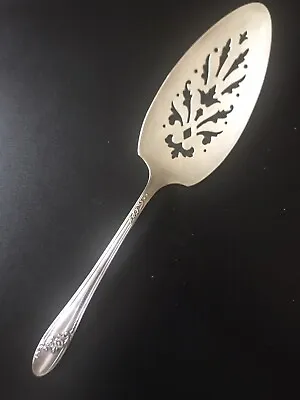 Tudor Plate  Oneida 1946 QUEEN BESS II CAKE/PIE SERVER 9 1/2  Used VG Polished • $8