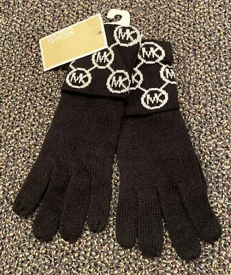 Michael Kors Logo Cuff Gloves • $20