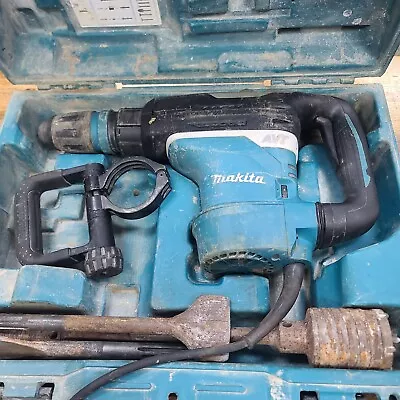 Makita AVT 1‑9/16 Inch Rotary Hammer - HR4013C W/ Bits • $400