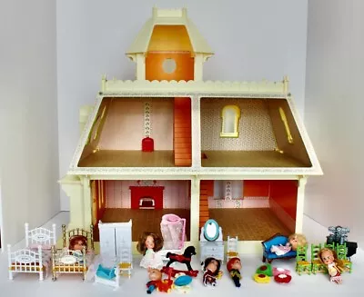 The Littles Unfurnished Home + 9 Furniture Sets 8 Dolls 80 Extra Accessories • $400