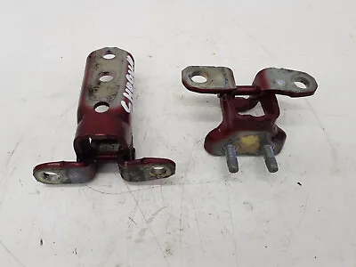 2020 Mitsubishi Shogun Sport Suv Rear Left Passenger Door Hinges In Red Oem • $37.71