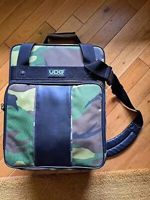 Udg Sling Bag Large Camo • £55