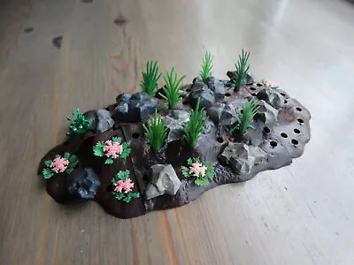 Britains Floral Garden Raised Rockery Beds X 6 With Flowers And Rocks • £0.99