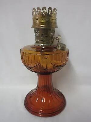 1979 Amber Lincoln Drape Aladdin Oil Lamp • $40