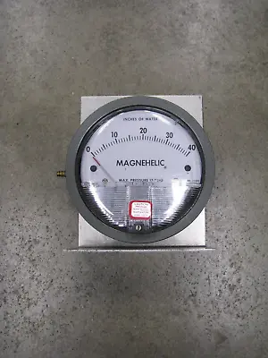 MAGNEHELIC Pressure Gauge 15psig Gage 2040C • $39.70