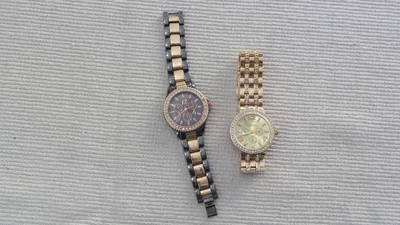 £6.99 • Buy 2 Ladys Watches 1 Genava Never Used 1 New Look New Batterys Fitted In Both