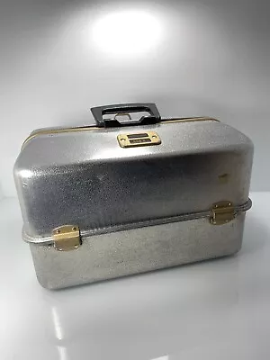 Vintage Aluminum Heavy Duty Umco 800A 5 Tray Fishing Tackle Box • $130