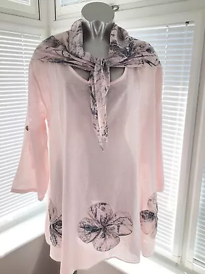 Ladies Made In Italy Pink/navy Patterned Top Size 18/20 • £2.45