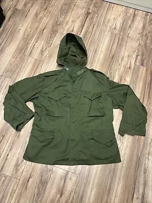 Vintage 70s US MILITARY M65 FIELD JACKET COAT Size XL Vietnam War Era Coat Green • $89.99