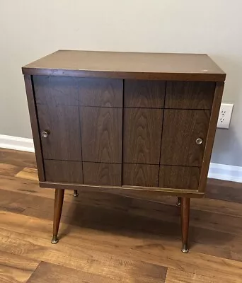 1960-1969 Vintage Mide Century Modern Magazine Record Cabinet Side Table • $175