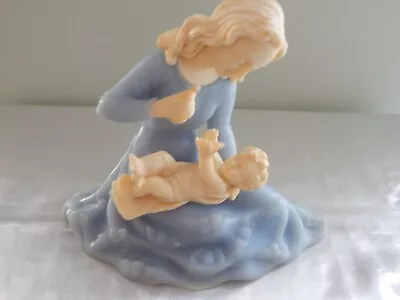 Vintage Italian G. Ruggeri Sculpure Of Woman & Child Signed • $45