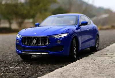 WELLY 1:24 Alloy Diecast Static Car Model For MASERATI Levante Men Gift  • $33.99