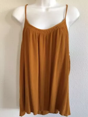 HM Spaghetti Strap Relaxed Top Size 12 • $9.99
